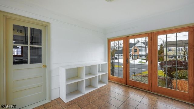 15 Columbia Dr, Bernardsville Boro, NJ 07924