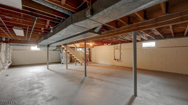 15 Columbia Dr, Bernardsville Boro, NJ 07924