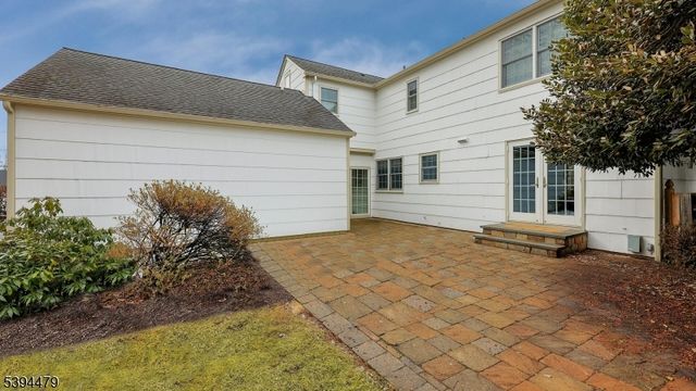 15 Columbia Dr, Bernardsville Boro, NJ 07924