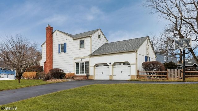 15 Columbia Dr, Bernardsville Boro, NJ 07924