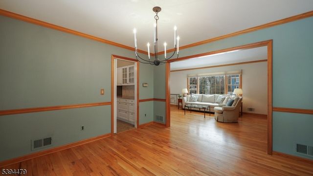 15 Columbia Dr, Bernardsville Boro, NJ 07924