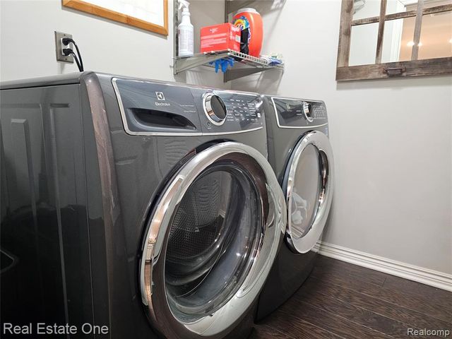 6988 Boulder Pointe Drive 85, Washington, MI 48094