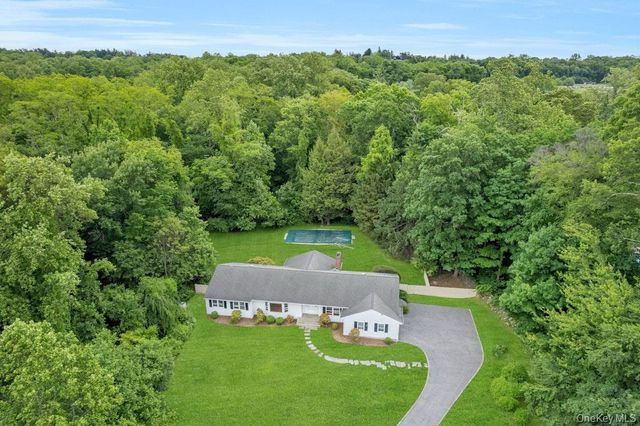 6 Birch Grove Drive, Armonk, NY 10504