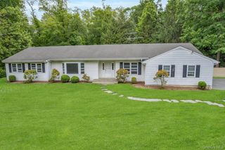 6 Birch Grove Drive, Armonk, NY 10504