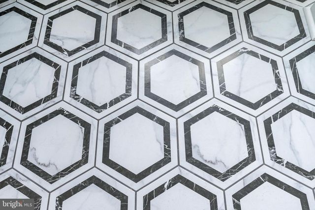 2326 GREENWICH ST, Philadelphia, PA 19146