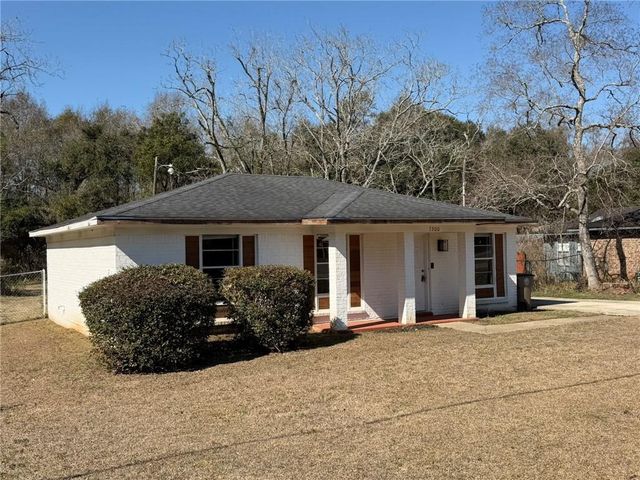 7500 Newcombe Drive, Theodore, AL 36582