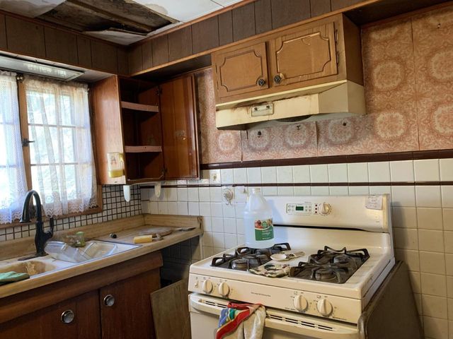 23514 124th STREET, Trevor, WI 53179