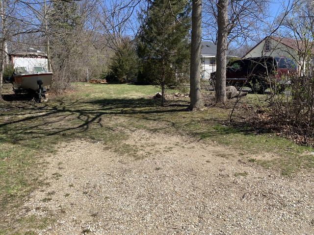23514 124th STREET, Trevor, WI 53179