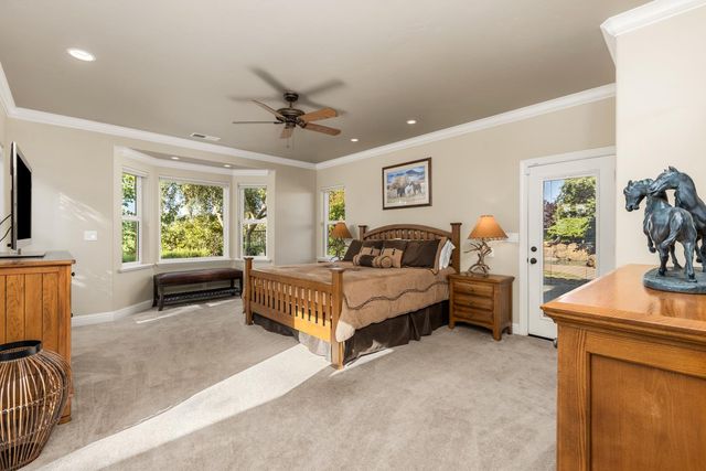 20945 Bear Hollow Rd, Grass Valley, CA 95949