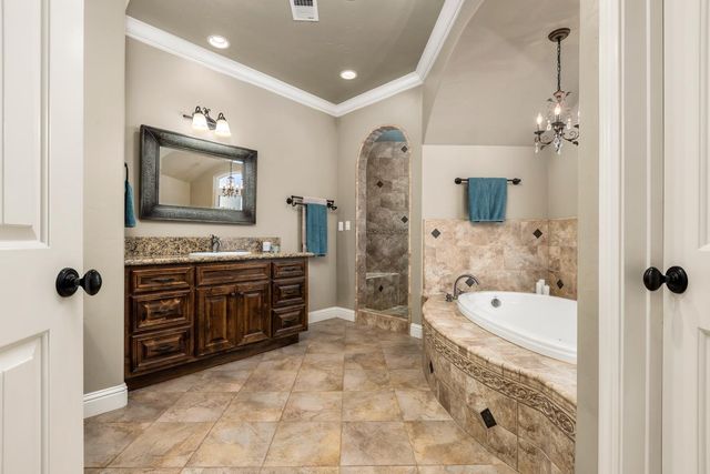 20945 Bear Hollow Rd, Grass Valley, CA 95949