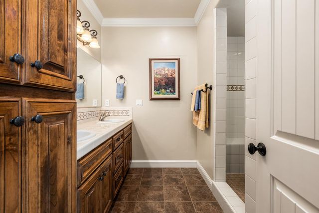 20945 Bear Hollow Rd, Grass Valley, CA 95949