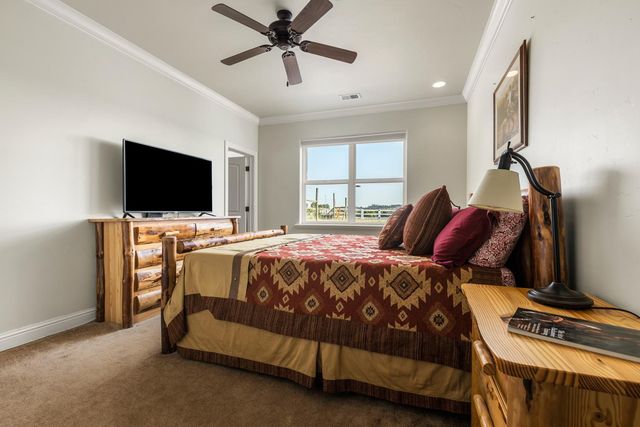 20945 Bear Hollow Rd, Grass Valley, CA 95949