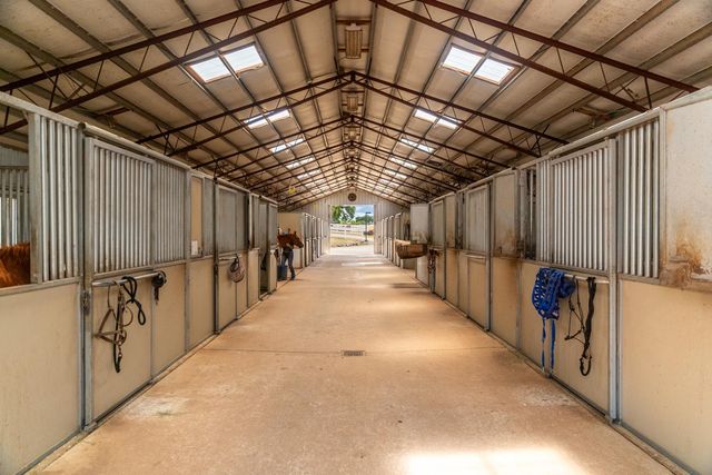 20945 Bear Hollow Rd, Grass Valley, CA 95949