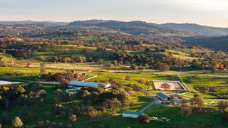 20945 Bear Hollow Rd, Grass Valley, CA 95949