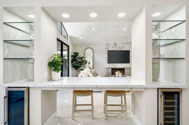 198 Green Mountain Drive, Palm Desert, CA 92211