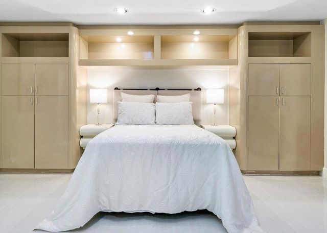 198 Green Mountain Drive, Palm Desert, CA 92211