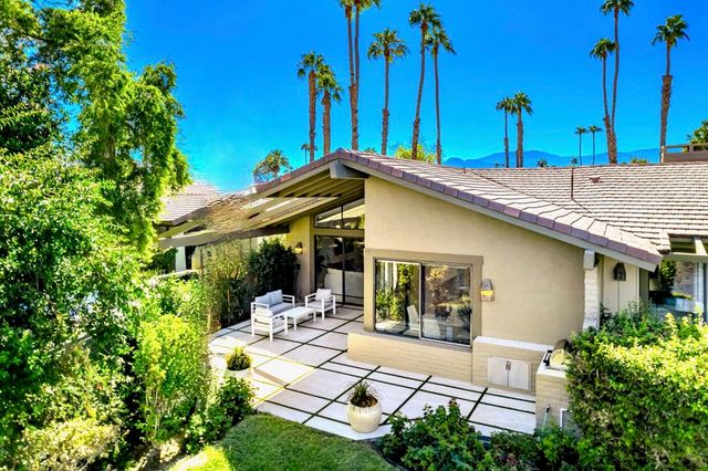 198 Green Mountain Drive, Palm Desert, CA 92211