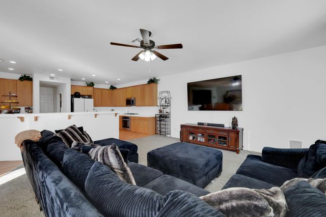 1408 Arlington Way, Plumas Lake, CA 95961