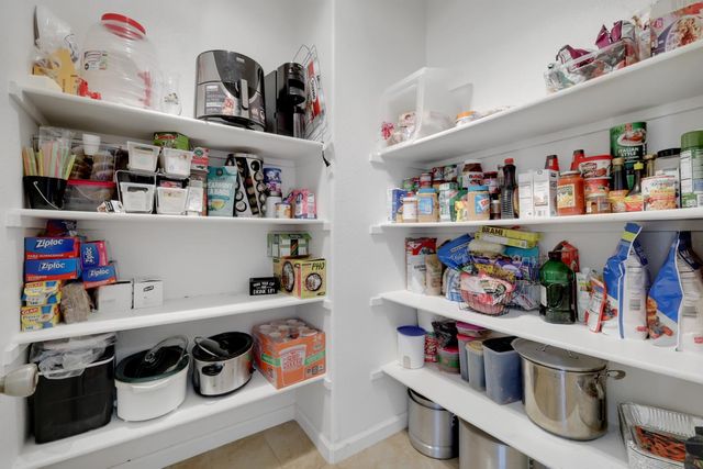 1408 Arlington Way, Plumas Lake, CA 95961