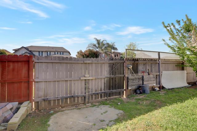 1408 Arlington Way, Plumas Lake, CA 95961