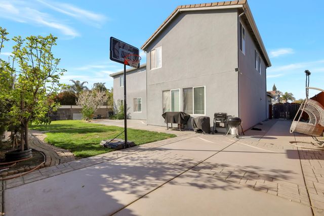 1408 Arlington Way, Plumas Lake, CA 95961