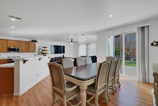 1408 Arlington Way, Plumas Lake, CA 95961