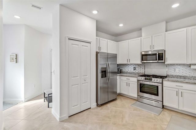 15941 CLEAR SKIES PLACE, Bradenton, FL 34211