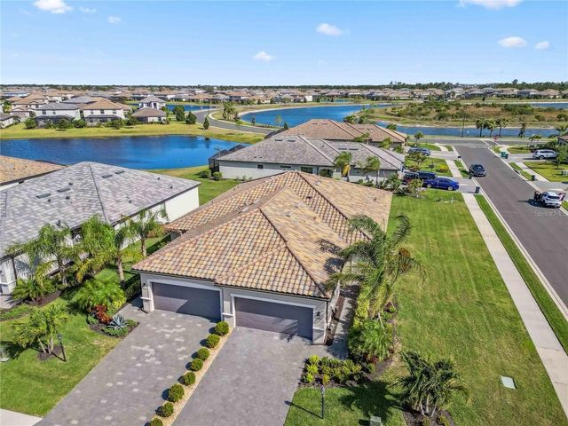 15941 CLEAR SKIES PLACE, Bradenton, FL 34211