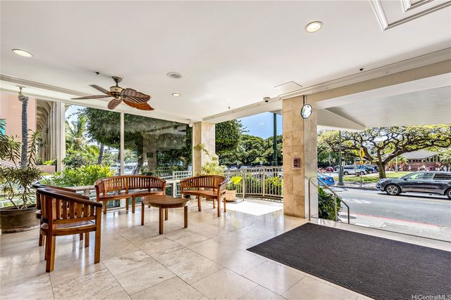 134 Kapahulu Avenue 303, Honolulu, HI 96815