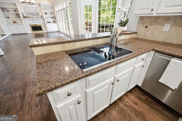 2046 Kinsmon Drive, Marietta, GA 30062