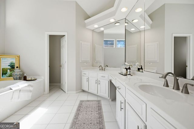 2046 Kinsmon Drive, Marietta, GA 30062