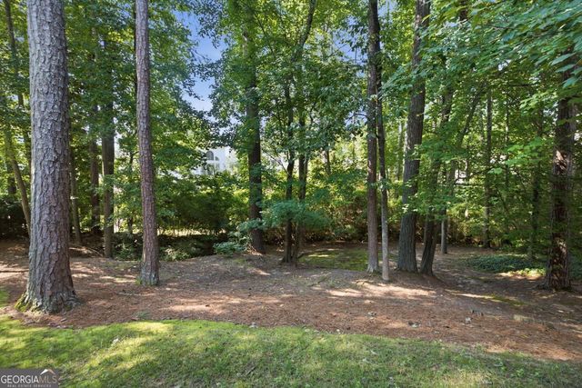 2046 Kinsmon Drive, Marietta, GA 30062