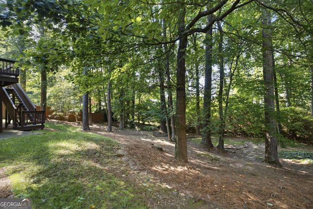 2046 Kinsmon Drive, Marietta, GA 30062