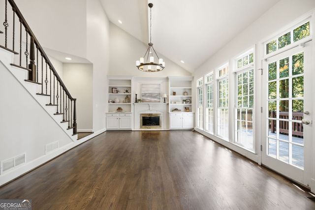 2046 Kinsmon Drive, Marietta, GA 30062