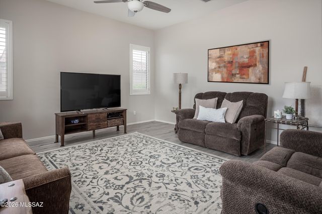 12898 N Cenozoic Drive, Marana, AZ 85658