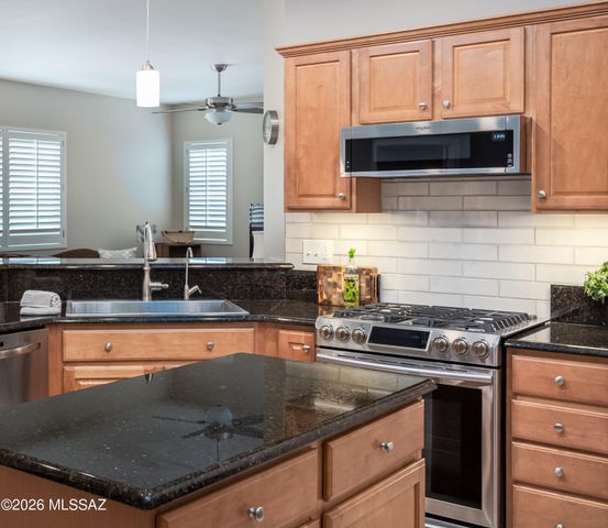 12898 N Cenozoic Drive, Marana, AZ 85658