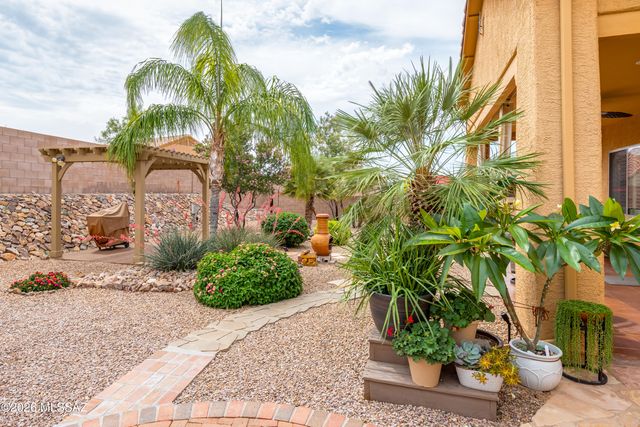 12898 N Cenozoic Drive, Marana, AZ 85658