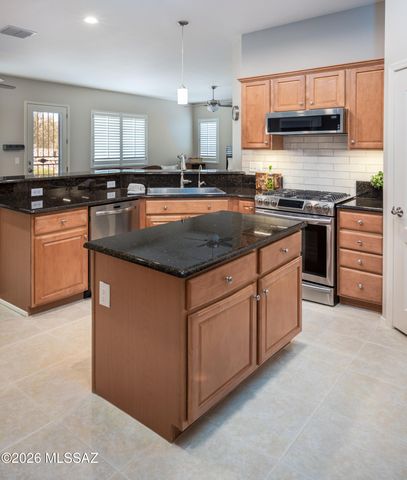 12898 N Cenozoic Drive, Marana, AZ 85658