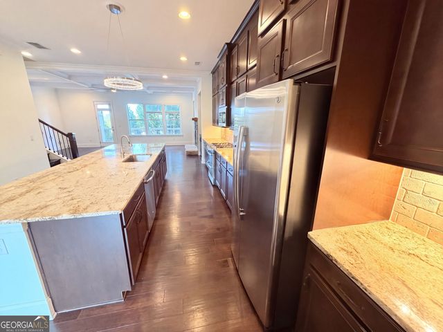 2256 Royal Vineyard Lane SE, Smyrna, GA 30080