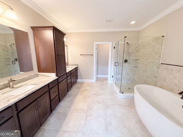 2256 Royal Vineyard Lane SE, Smyrna, GA 30080