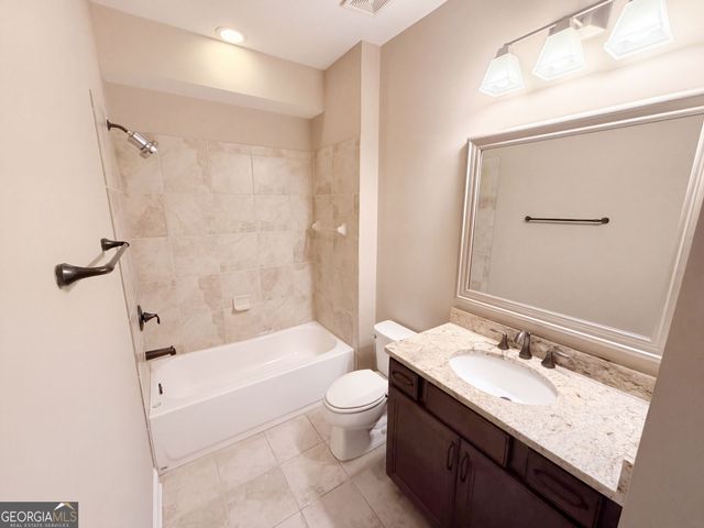 2256 Royal Vineyard Lane SE, Smyrna, GA 30080