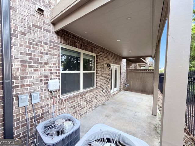 2256 Royal Vineyard Lane SE, Smyrna, GA 30080