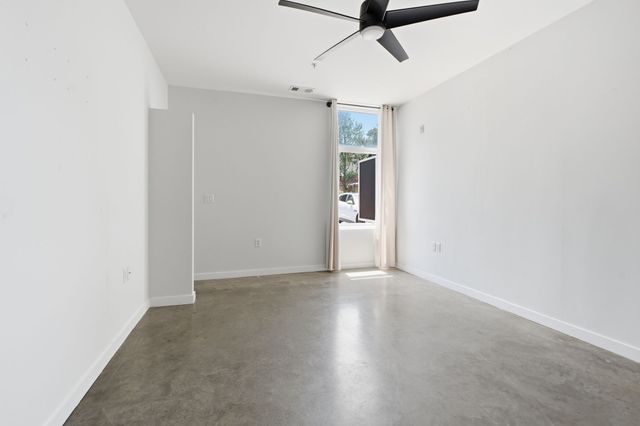 926 Woodland St Unit 109, Nashville, TN 37206