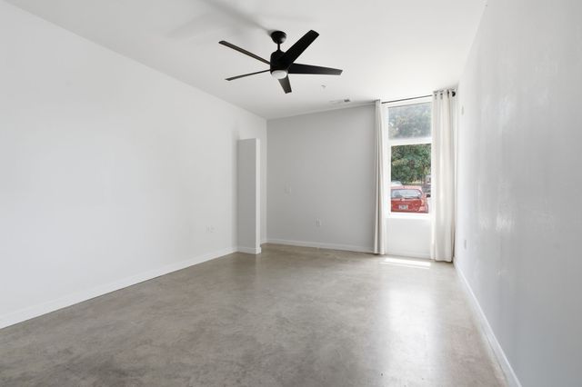 926 Woodland St Unit 109, Nashville, TN 37206