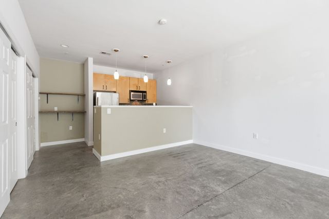 926 Woodland St Unit 109, Nashville, TN 37206