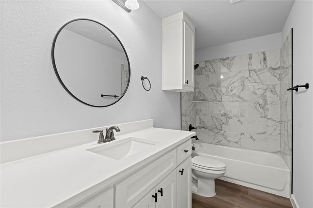 2426 Saint Clair Drive, Dallas, TX 75215
