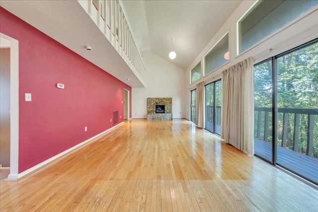 3067 Green Hill DR, Salem, VA 24153