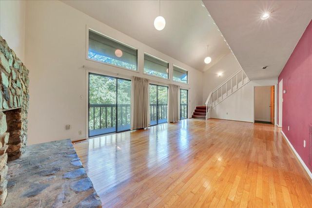 3067 Green Hill DR, Salem, VA 24153