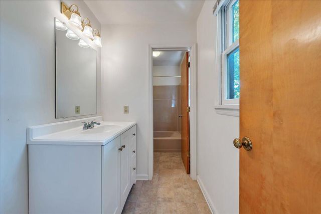 3067 Green Hill DR, Salem, VA 24153