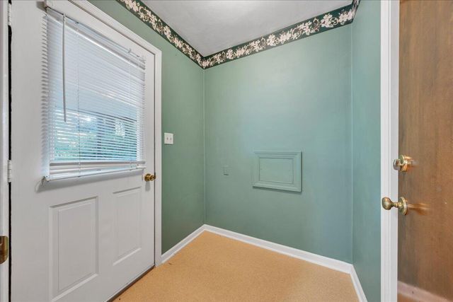 3067 Green Hill DR, Salem, VA 24153
